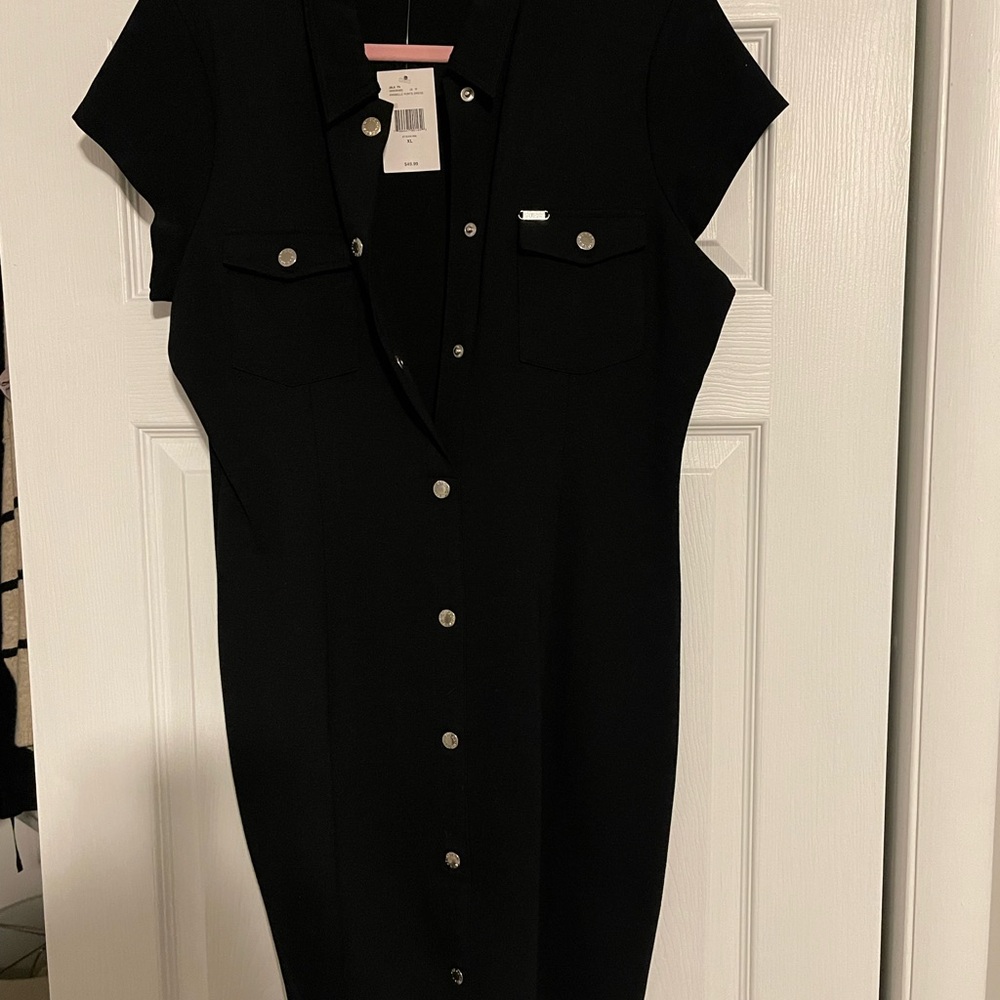 Black button Guess dress